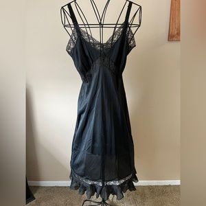 True vintage! Carol Brent black 50s/60s chemise